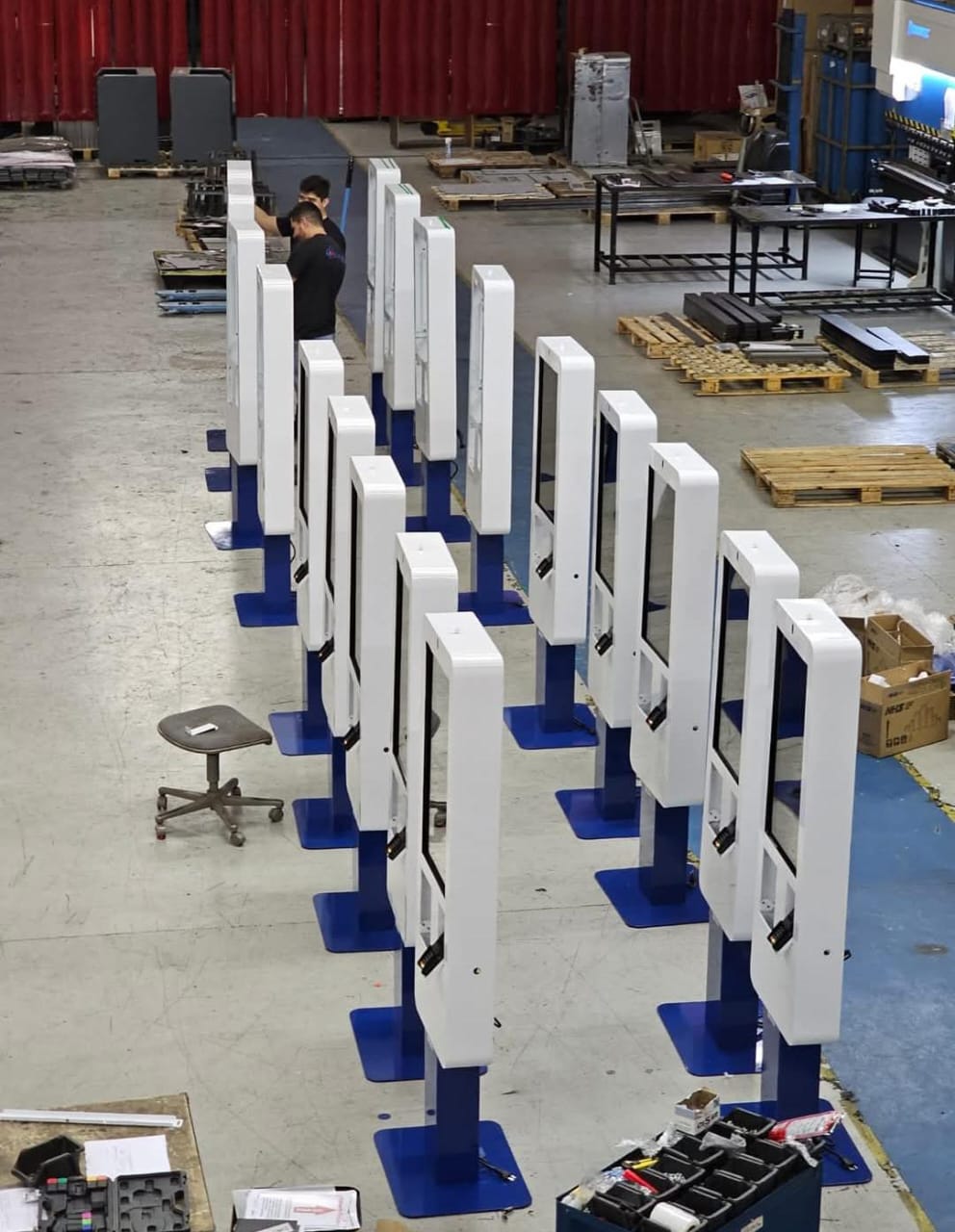 Aluguel de Totem Touch Screen Personalizado e Equipamentos Audiovisuais para Stands, Eventos e Congressos em Porto Alegre 2026