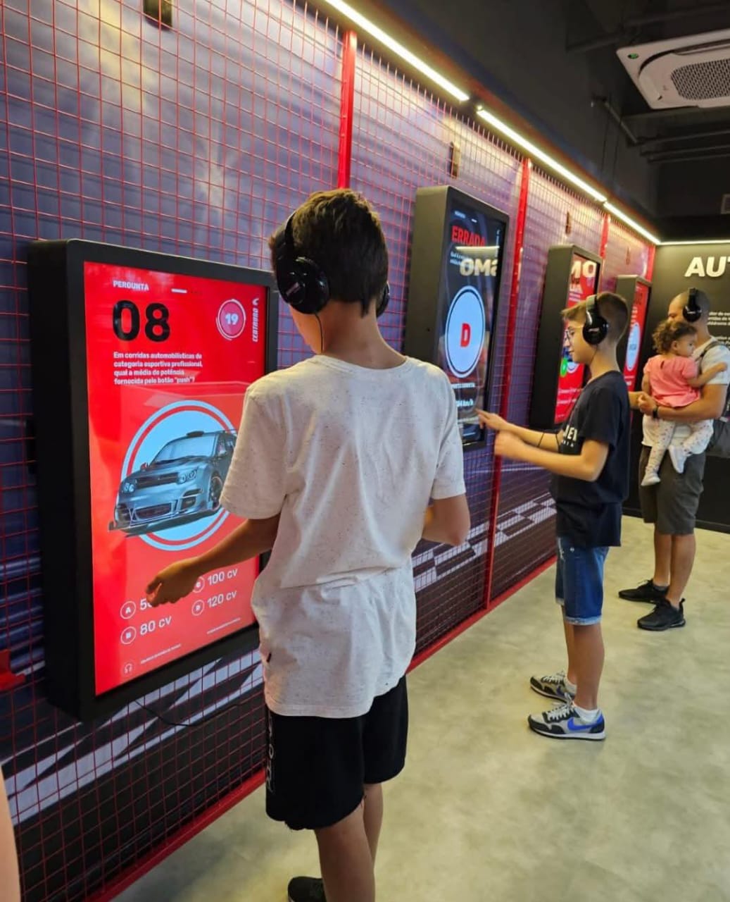 Aluguel de Totem Touch Screen em Porto Alegre para Feiras e Eventos 2026